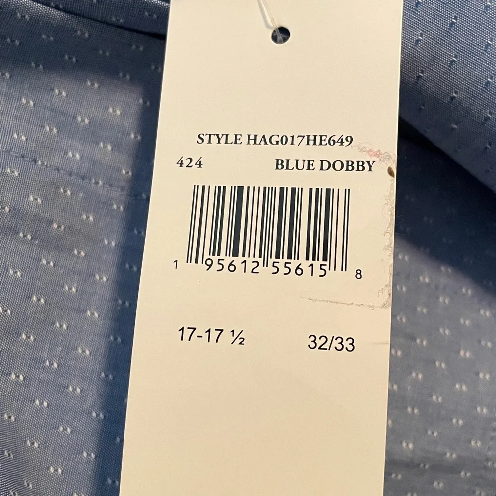 HAGGAR Premium Comfort Slim Fit, Men’s Neck 17-17.5”, Blue